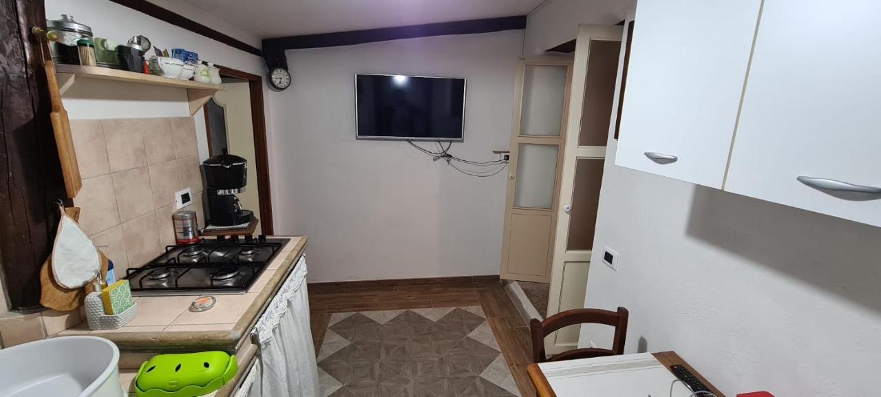 Edy House Lägenhet Castiglione In Teverina Exteriör bild